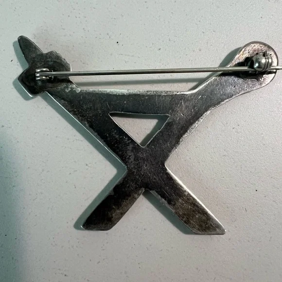 Early Navajo Running Horse Brooch - Picture 3 of 3